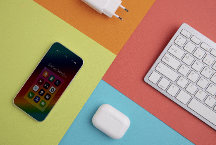 Apple product - Holopis