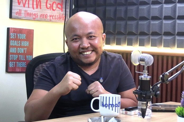 Dana Panjaitan alias Pascol - Holopis