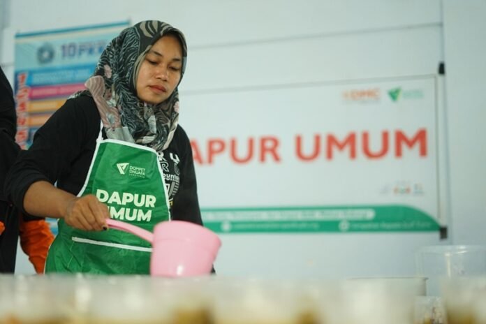 Dapur Umum DMC Dompe Dhuafa di Jawa Timur - Holopis Dapur Umum DMC Dompe Dhuafa di Jawa Timur - Holopis