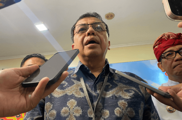 Deputi-Bidang-Percepatan-Pemberdayaan-Kapasitas-Penyediaan-Akses-BP-Taskin-Novrizal-Tahar-Holopis (1)