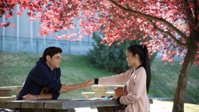 Film ini To All The Boys I’ve Loved Before - Holopis