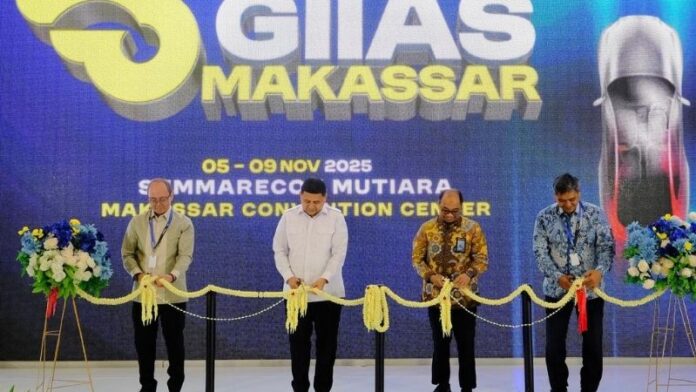 GIIAS Makassar 2025 - Holopis