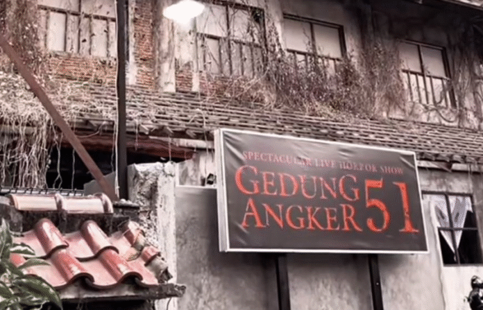 Gedung Angker 51 Semarang - Holopis