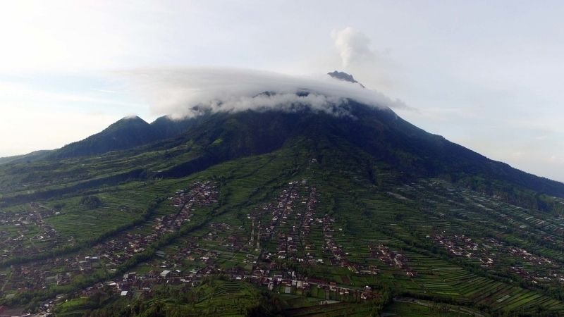 Kampung Siluman Merapi - Holopis