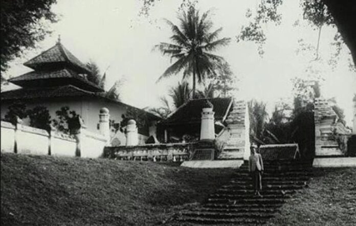 Makam Sultan Hadlirin