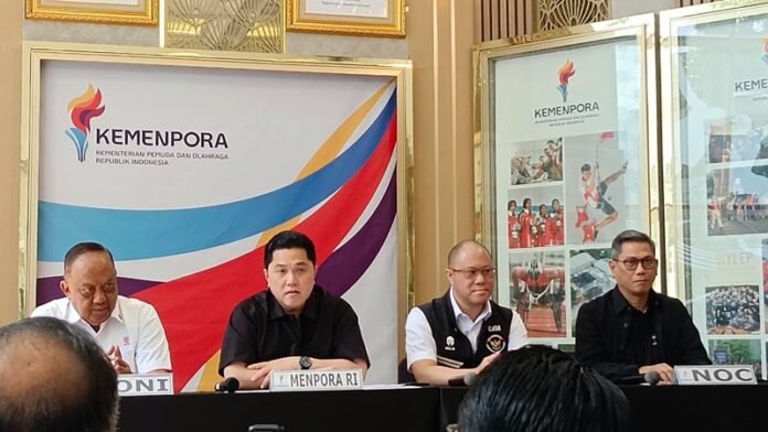 Menpora Erick Thohir saat konferensi soal SEA Games 2025 - Holopis