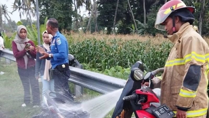 Motor Terbakar Akibat Parfum - Holopis