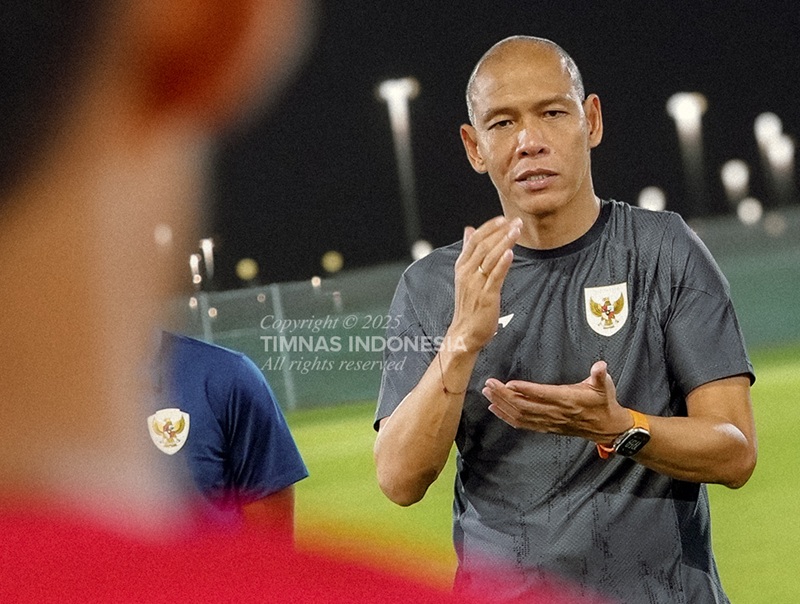 Nova Arianto saat melatih Timnas U-17 Indonesia - Holopis
