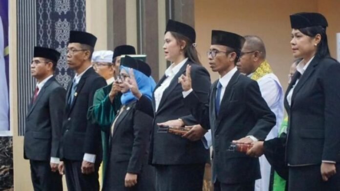 Pelantikan 308 Pejabat Fungsional NTT - Holopis