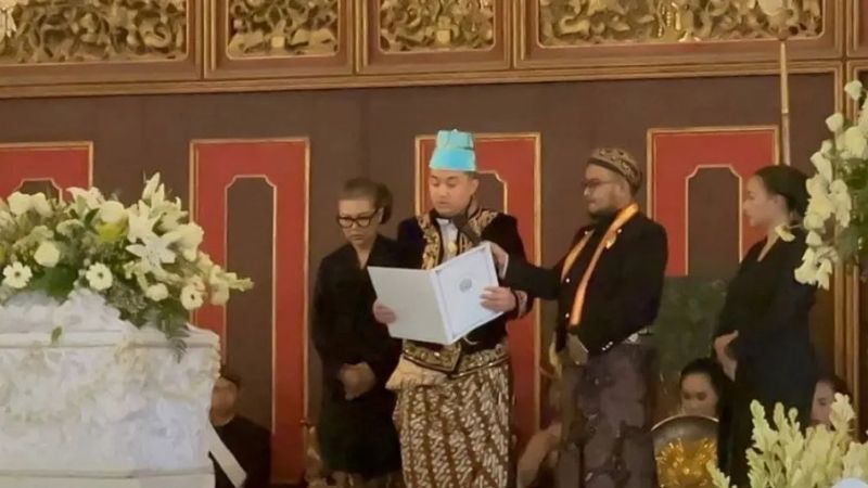 Raja Baru Solo - Holopis