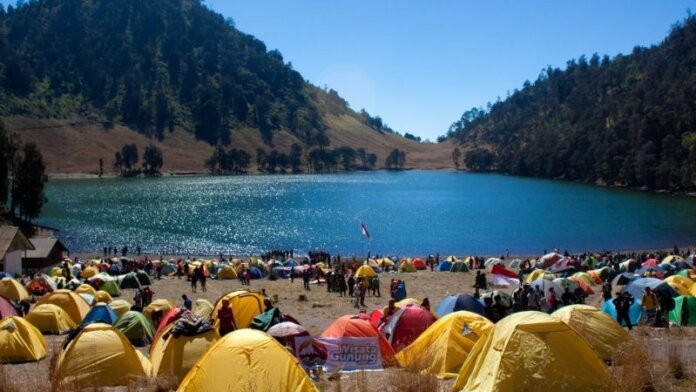Ranu Kumbolo Gunung Semeru - Holopis