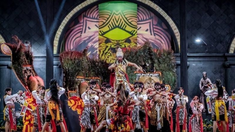 Reog Karanganyar - Holopis