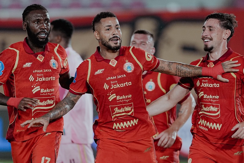 Skuad Persija Jakarta saat selebrasi gol di Super League
