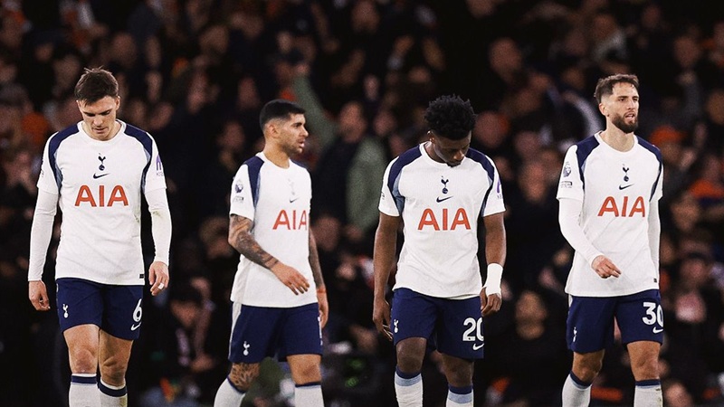 Skuad Tottenham Hotspur usai kalah lawan Arsenal di pekan ke-12 Liga Inggris - Holopis