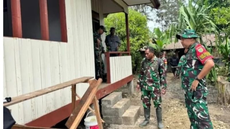 Kodim 1702 Jayawijaya, Papua Pegunungan bangun 3 rumah sehat.-Holopis