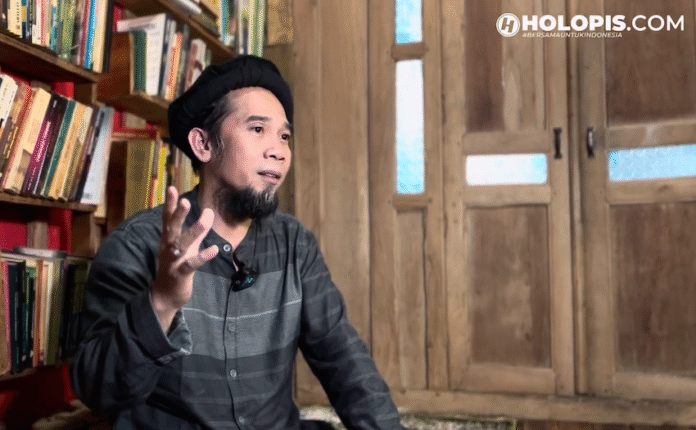 Ustadz Halim Ambiya Tasawuf Underground - HOLOPIS