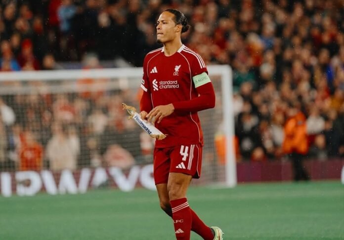 Virgil van Dijk bersama Liverpool