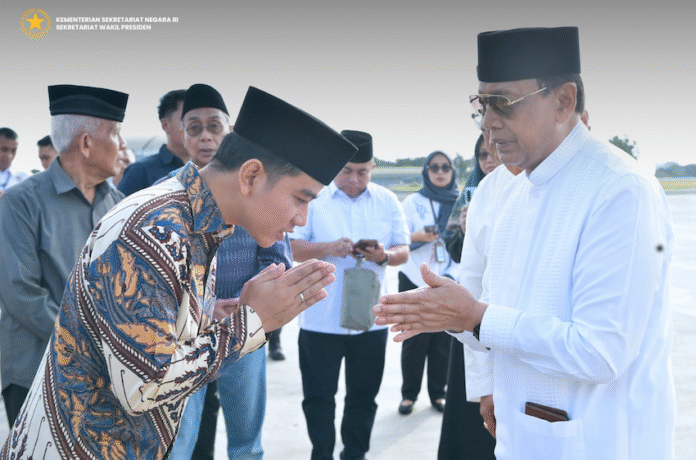 Wapres Gibran Lepas Jenazah Istri Wiranto - HOLOPIS
