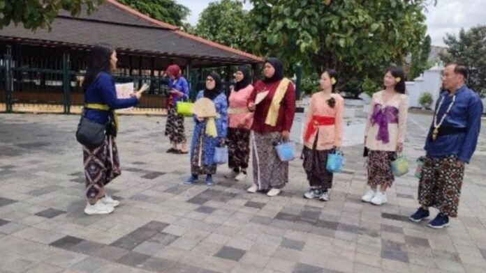 Wellness Tourism Jawa - Holopis