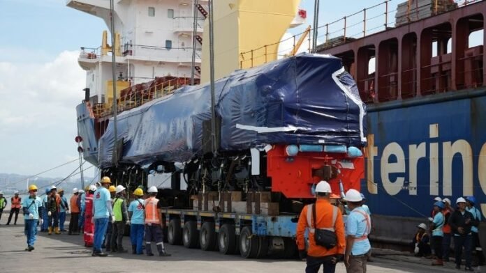 lokomotif baru tipe CC 205 - Holopis