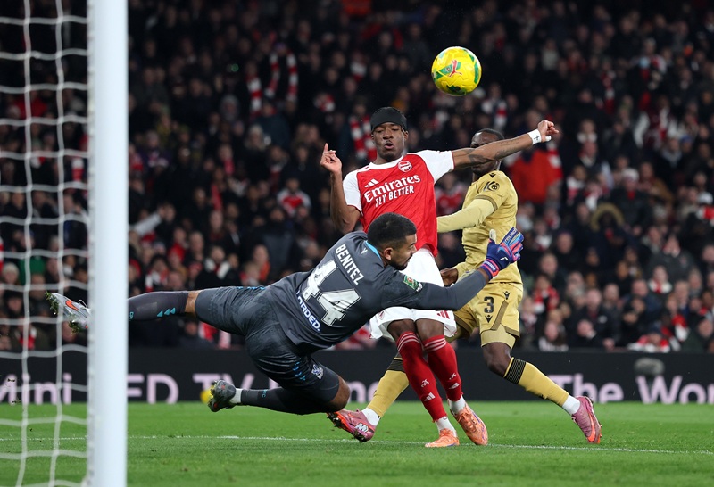 Arsenal vs Crystal Palace di perempat final Carabao Cup - Holopis