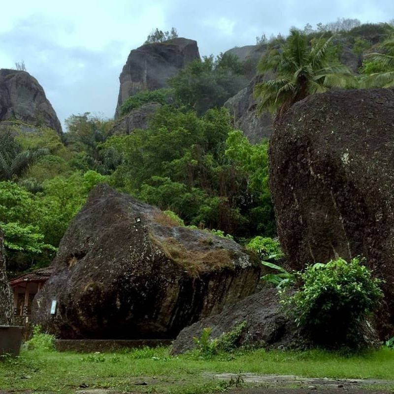 Urband Legend Penjual Jamu Misterius di Gunung Api Purba 1 Gunung Api Purba - Holopis