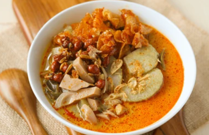 Lontong medan Holopis.com