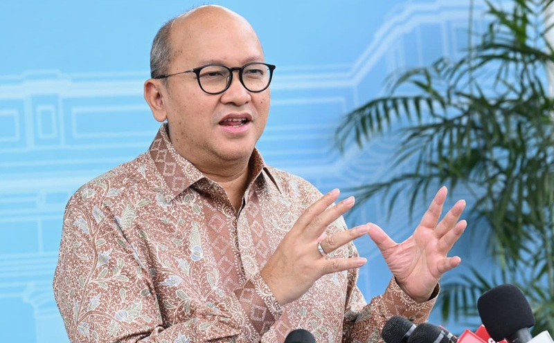 Menteri Investasi-Kepala BKPM yang juga Kepala Badan Pengelola Investasi (BPI) Danantara, Rosan Roeslani saat memberikan keterangan usai bertemu Presiden Prabowo Subianto, Rabu 17 Desember 2025 - Holopis