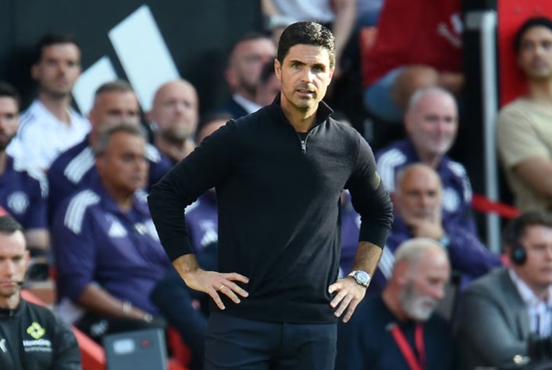 Mikel Arteta, manajer Arsenal - Holopis