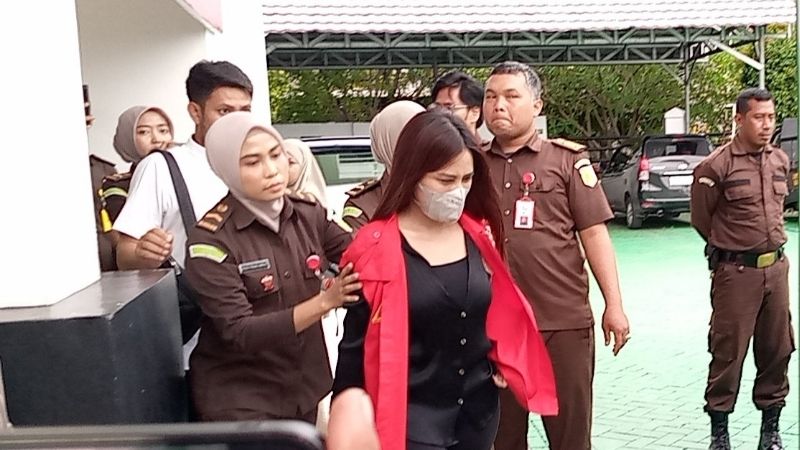 Owner Pelangsing MJB Slimming - Holopis