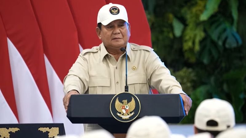 Presiden RI Prabowo Subianto saat lepas kontingen SEA Games di Istana Negara_HOLOPIS