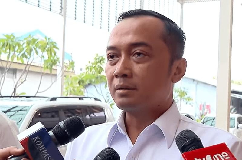 Prasetyo Hadi Mensesneg