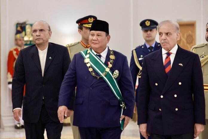 Presiden Prabowo Subianto dianugerahi bintang tertinggi Pakistan 'Nishan-e-Pakistan' - Holopis