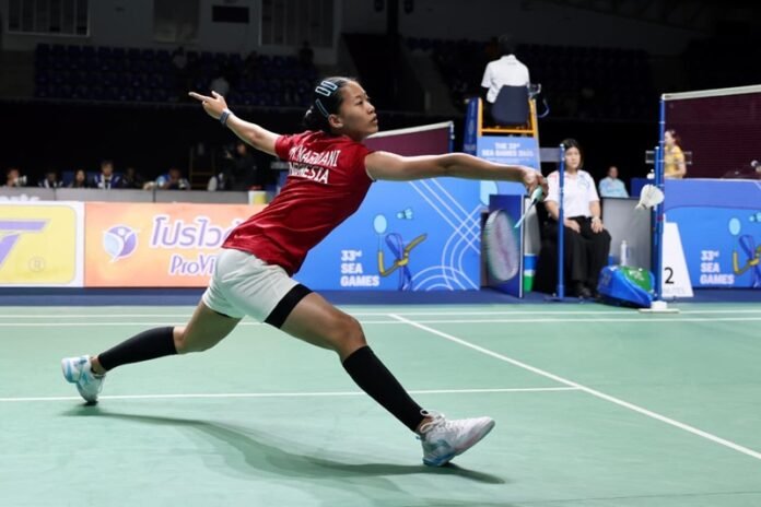 Putri KW di semifinal badminton beregu putri SEA Games 2025 kontra Malaysia - Holopis