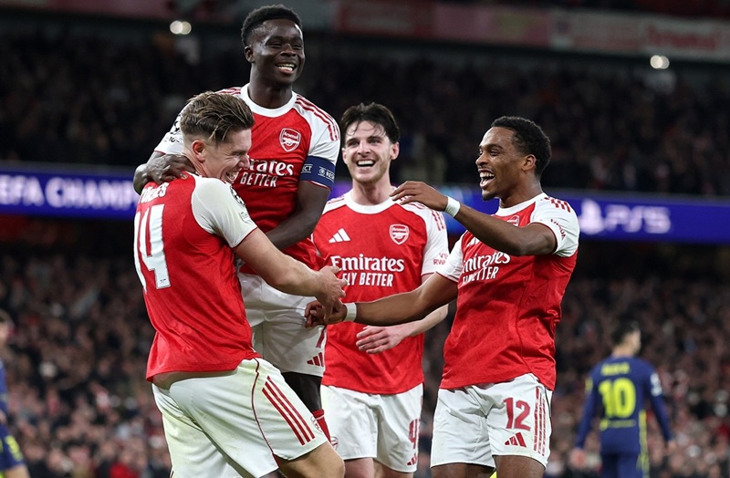 Skuad Arsenal saat selebrasi gol di Liga Inggris - Holopis