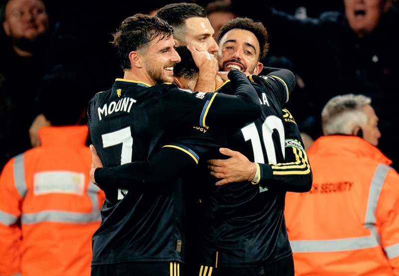 Skuad MU selebrasi gol lawan Wolves - Holopis