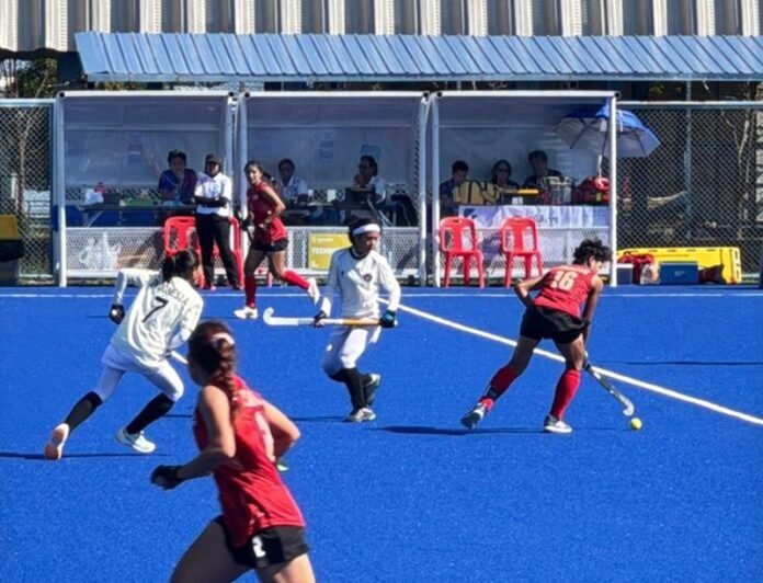 Timnas Hockey Indonesia Putri saat berlaga - Holopis
