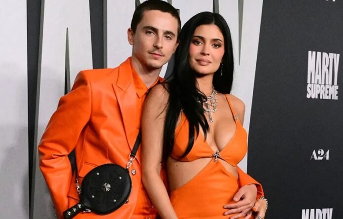 Timothee Chalamet dan Kylie Jenner Holopis.com