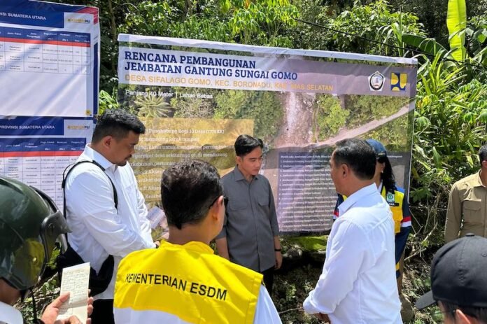 Wapres Gibran Pembangunan Jembatan Sungai Gomo - HOLOPIS