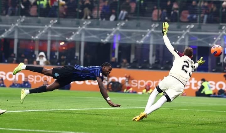Inter Cukur Venezia 5-1! Tanpa Lautaro Pun Tetap Ganas di Coppa Italia Laga Inter Milan vs Venezia._HOLOPIS