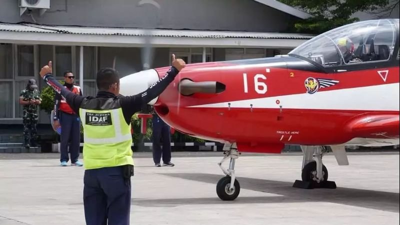 Serah terima Pesawat KT-1B Woong Bee kepada Skadron Pendidikan (Skadik) 102._HOLOPIS