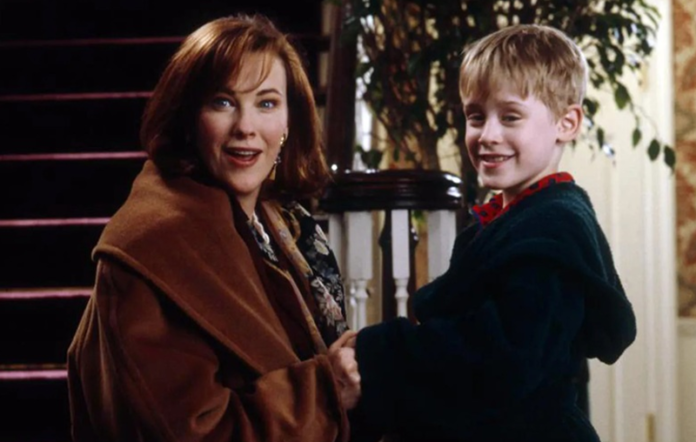 Catherine O'Hara dan Macaulay Culkin