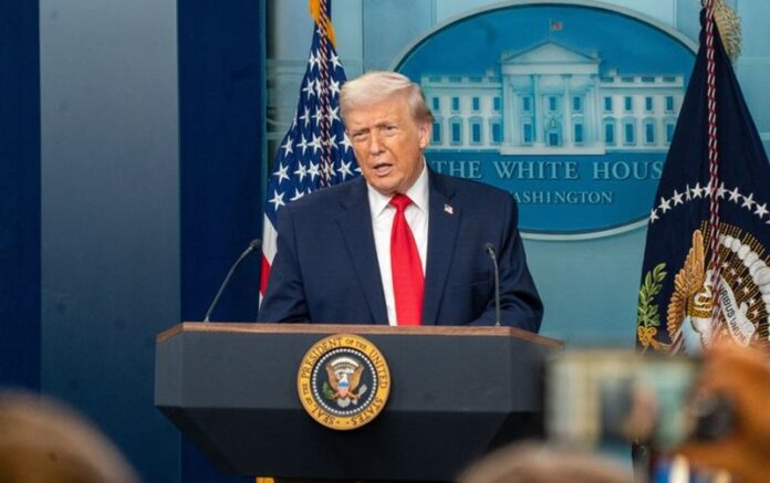Donald Trump Holopis.com