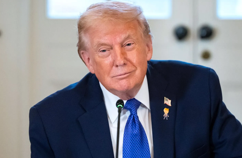 Donald Trump Holopis.com
