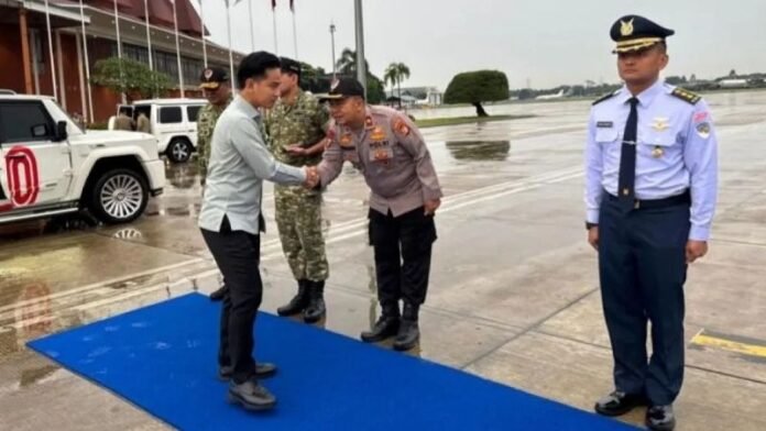 Gibran ke Aceh Tamiang - Holopis