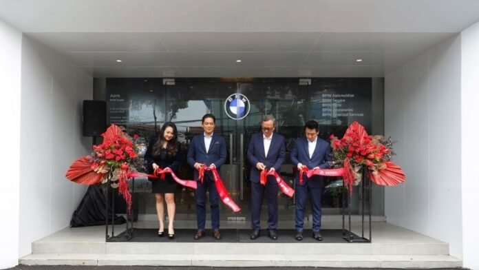 Grand Opening BMW Astra Mampang - Holopis