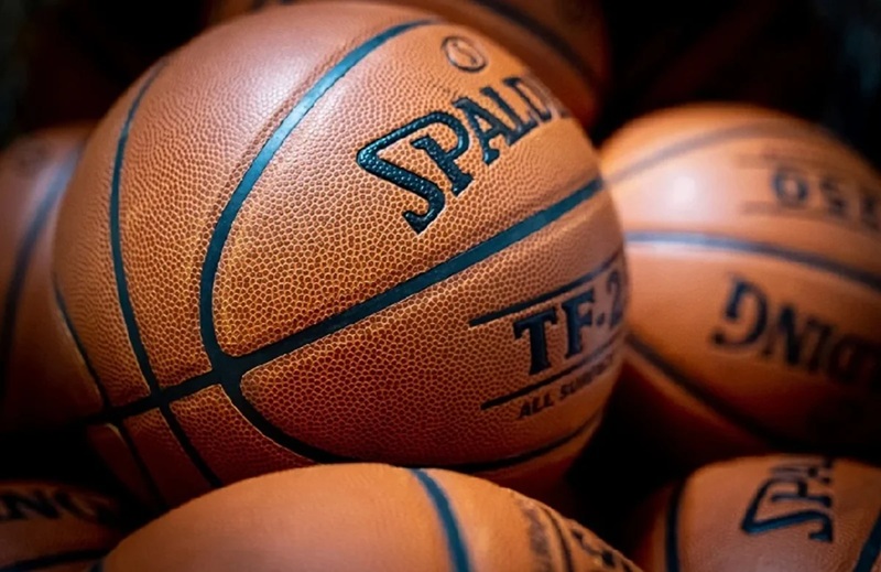 Ilustrasi bola basket - Holopis