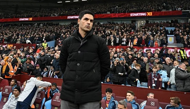 Manajer Arsenal, Mikel Arteta saat pertandingan Liga Inggris - Holopis
