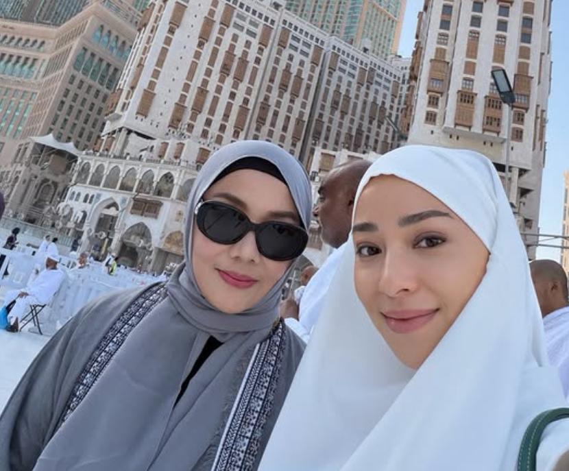 Intip Momen Umrah Nikita Willy dan Keluarga yang Adem dan Harmonis 2 Nikita Willy