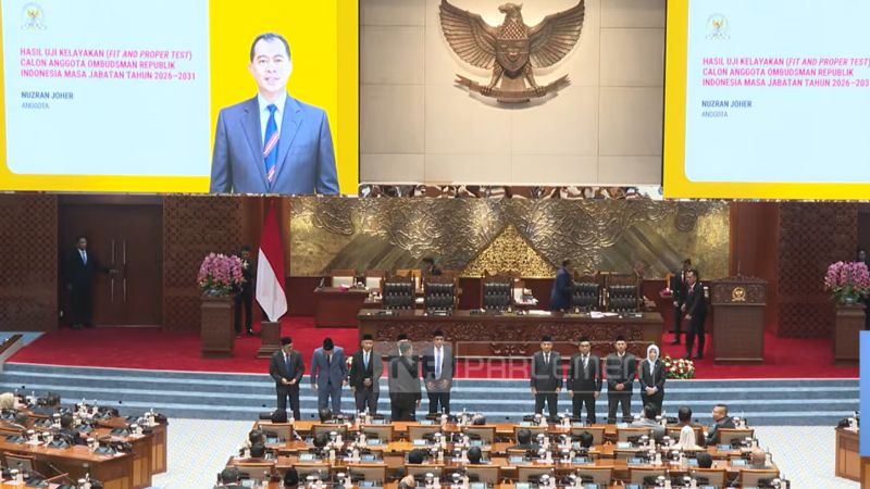 Paripurna DPR menyetujui sembilan nama dari hasil uji kelayakan dan kepatutan untuk jadi anggota Ombudsman RI periode 2026-2031._HOLOPIS